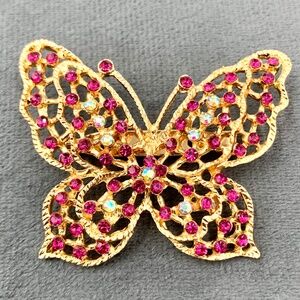 Vintage fuchsia/pink/Red sparkly Butterfly fairy filigree gold-tone brooch/pin